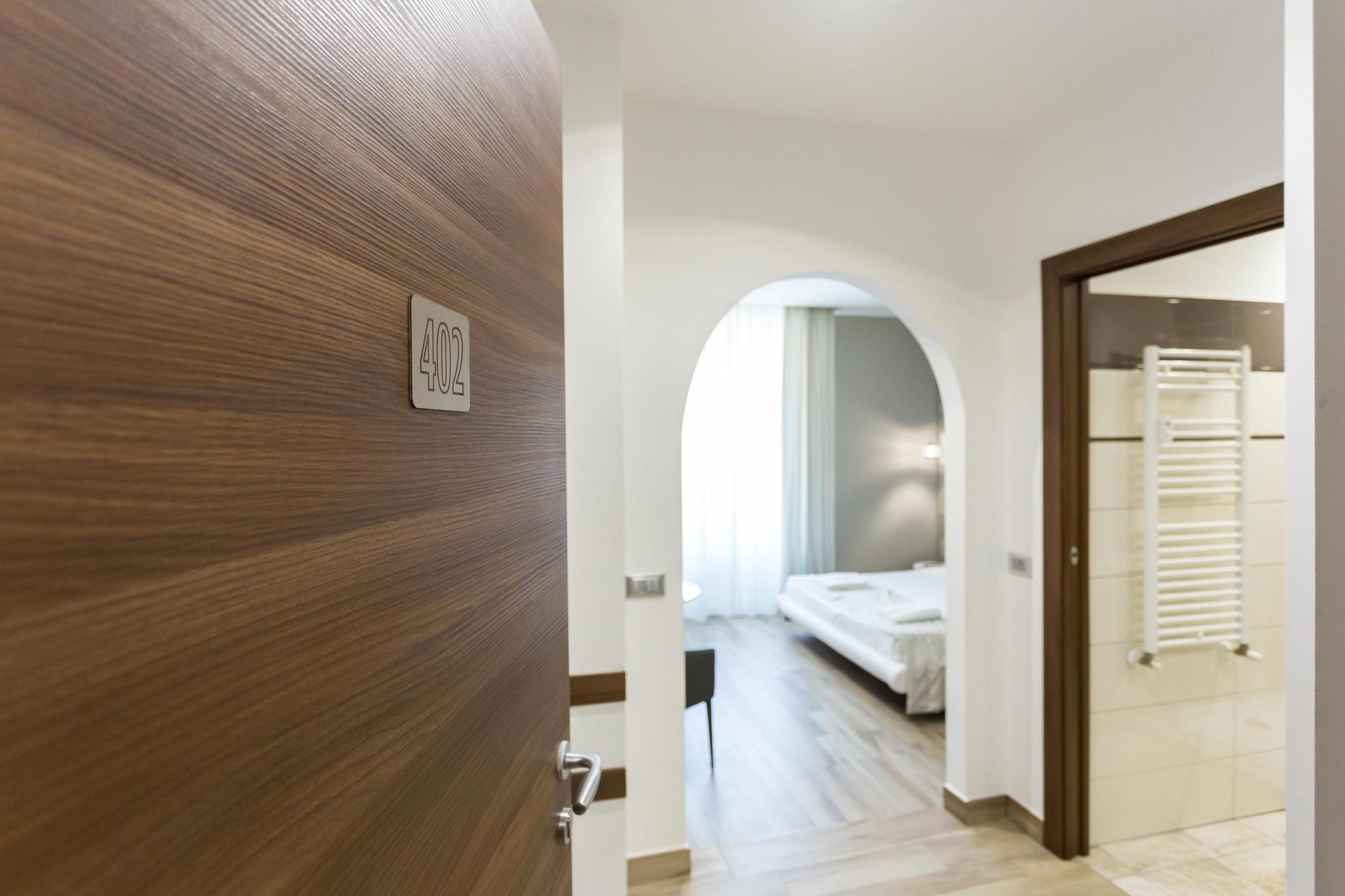 Aparthotel Durini มิลาน ภายนอก รูปภาพ