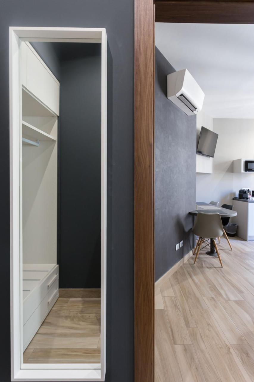 Aparthotel Durini มิลาน ภายนอก รูปภาพ