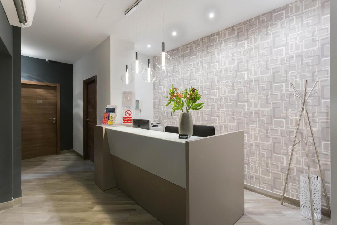 Aparthotel Durini มิลาน ภายนอก รูปภาพ